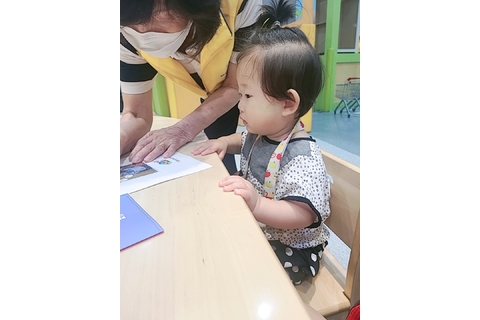 사진 찍고 예쁘게 꾸며봐요 타이틀 이미지