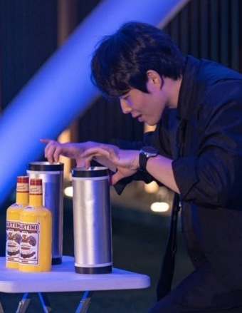 매직 인 더 에어 (극단 피 엔 케이 컴퍼니)